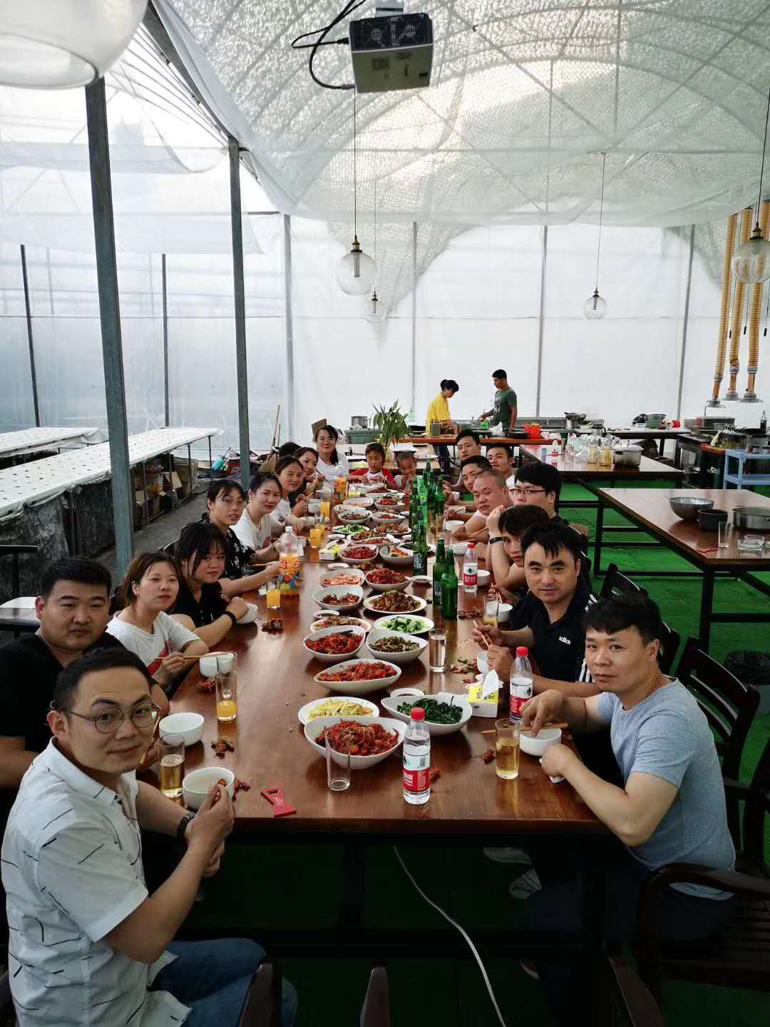 雅迪設(shè)備自助餐團(tuán)建篇4